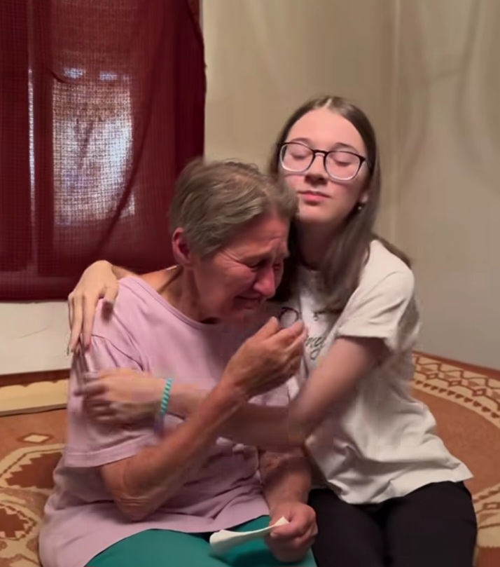 Помозимо Николини и њеној баки да добију сигуран кров над главом